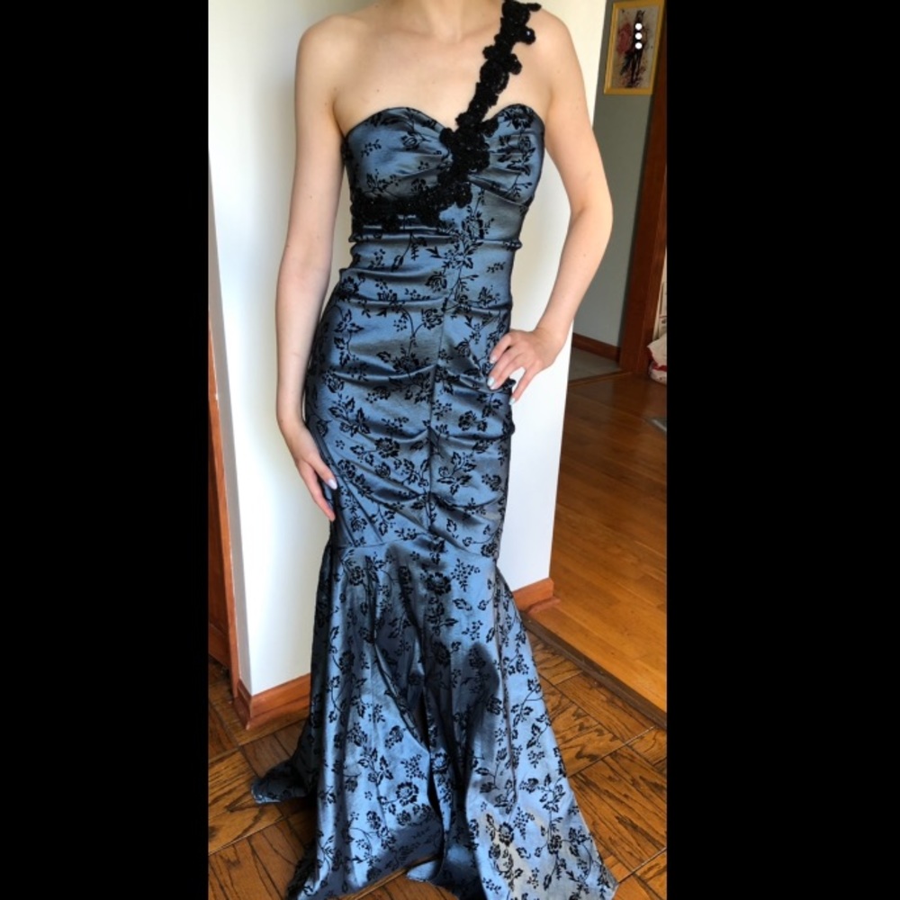 Xscape by Joanna Chen Dress Sz 4 Mermaid Blue/Blk